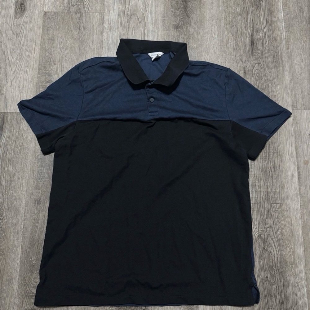 Calvin Klein Men’s Polo Dress Shirt Size Large Blue/Black